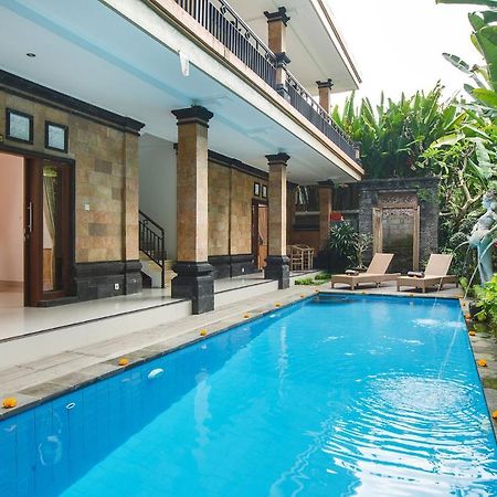 Hotel Umah San à Ubud Extérieur photo